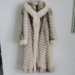 Real Fox Fur Coat in Cream white and grey highlights